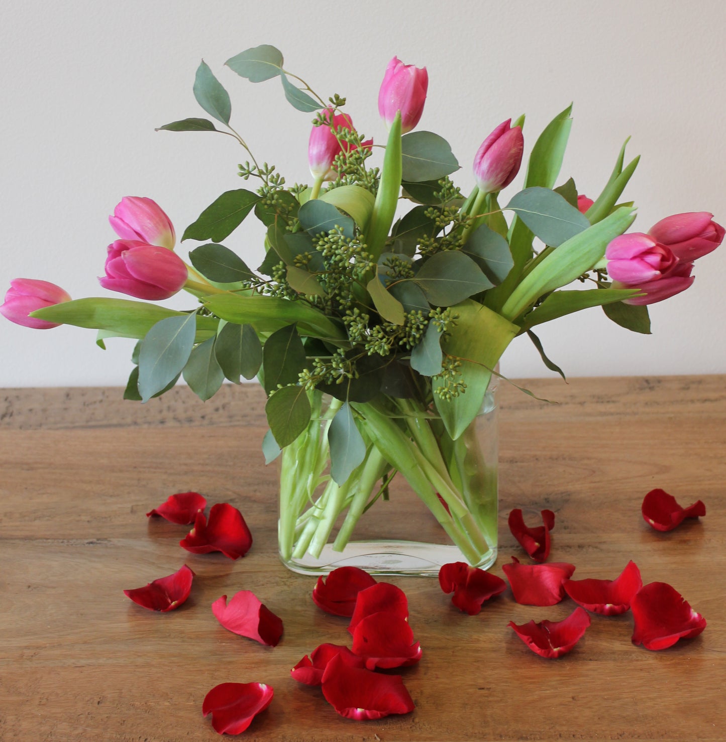 2 bunch Premium Tulips
