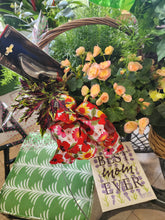Load image into Gallery viewer, MOTHER&#39;S Day Garden Baskets